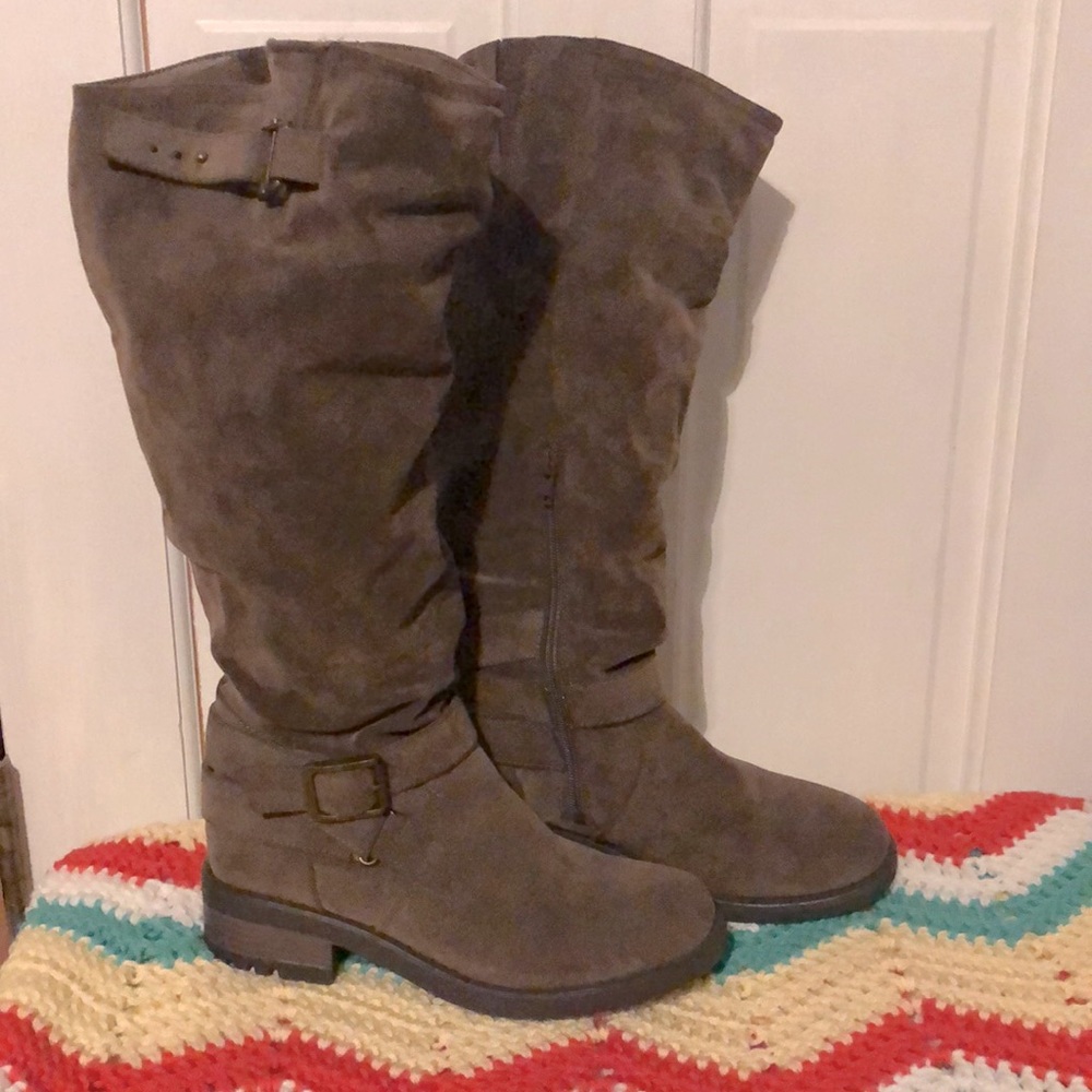 Woman boots